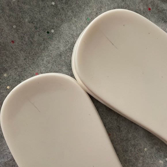 VINCE CAMUTO Sandal - Picture 8 of 10